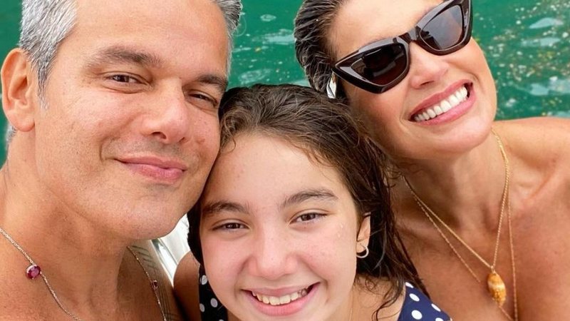 Otaviano Costa curte passeio de barco em família - Foto/Instagram