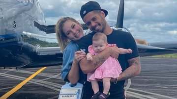 Zé Felipe posta cliques em família em jatinho particular - Reprodução/Instagram