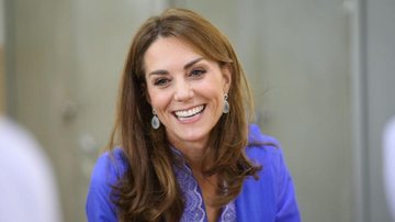 Kate Middleton inova o estilo ao apostar em terno roxo - Foto/Getty Images