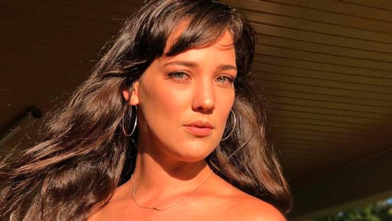 Adriana Birolli é clicada com look decotado no Instagram - Divulgação/Instagram