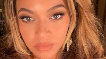 Beyoncé elege look deslumbrante decotado de mais de R$44 mil - Reprodução/Instagram