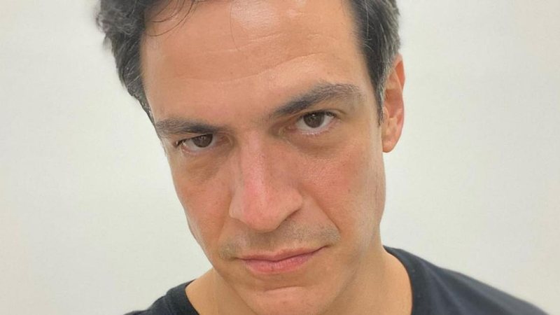 Mateus Solano surge com elenco da novela das 19h - Reprodução/Instagram