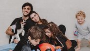 Felipe Simas mostra chamada em vídeo com esposa e filhos - Reprodução/Instagram
