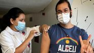 Túlio Gadêlha recebe 2ª dose da vacina contra a covid-19 - Reprodução/Instagram