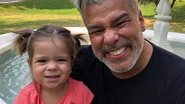 Mauricio Mattar celebra dois anos da filha, Ilha - Reprodução/Instagram