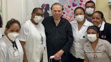Silvio Santos recebe terceira dose da vacina contra a covid-19 - Reprodução/Instagram