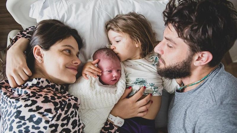 Nasce segundo filho de Chay Suede e Laura Neiva - Reprodução/Instagram - Crédito: Hanna Rocha