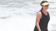 Giovanna Antonelli é flagrada treinando na praia - Dilson Silva/ AgNews