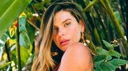 Modelo Mariana Goldfarb surge com cachorrinha na praia e encanta a web - Reprodução/Instagram