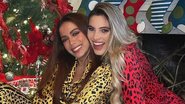 Anitta faz cliques natalinos ao lado de influenciadora internacional - Reprodução/Instagram