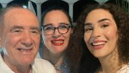 Renato Aragão relembra clique natalino ao lado da família - Reprodução/Instagram