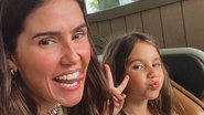 Deborah Secco encanta ao combinar biquíni com a filha - Reprodução/Instagram