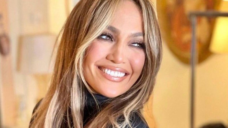 Jennifer Lopez posa para clique ousado e arranca elogios dos fãs - Reprodução/Instagram