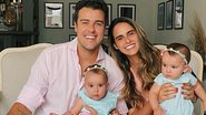 Marcella e Joaquim Lopes comemoram mais um mês das filhas - Reprodução/Instagram
