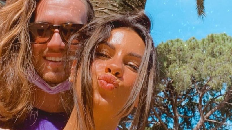 Vitor Kley anuncia o fim do namoro com Carolina Loureiro - Reprodução/Instagram