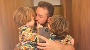 Médico Thales Bretas leva os filhos com o humorista Paulo Gustavo à praia - Reprodução/Instagram