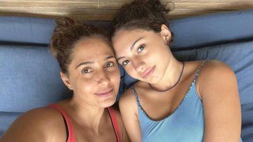 Camila Pitanga surge com a filha durante passeio na praia - Reprodução/Instagram