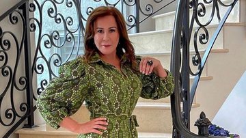 Zilu Godoi aposta em vestido com fenda e coleciona elogios - Reprodução/Instagram