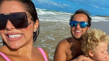 Influencer Andressa Ferreira surge com Thammy Miranda e o filho Bento na praia - Reprodução/Instagram
