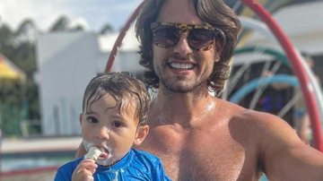 Ex-BBB Eliéser Ambrósio dá aulas de natação para o filho - Reprodução/Instagram