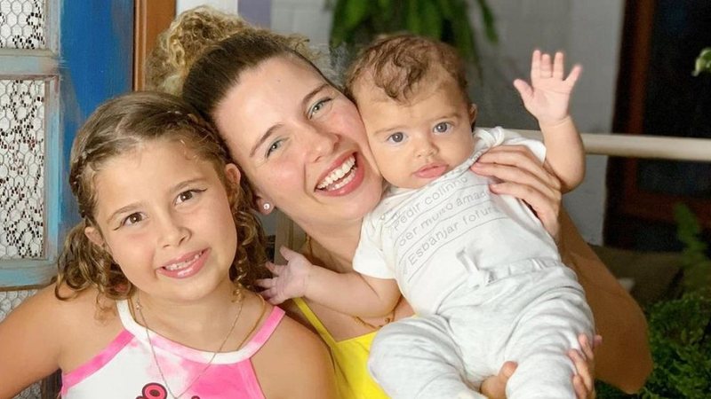Debby Lagranha celebra os 4 meses do filho caçula, Arthur - Reprodução/Instagram