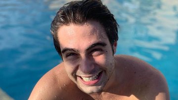 Ator Rafael Vitti posa de sunga e choca por semelhança com o pai, João Vitti - Reprodução/Instagram