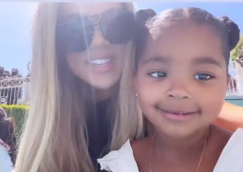 Khloé Kardashian comemorou o aniversário de 4 anos da filha