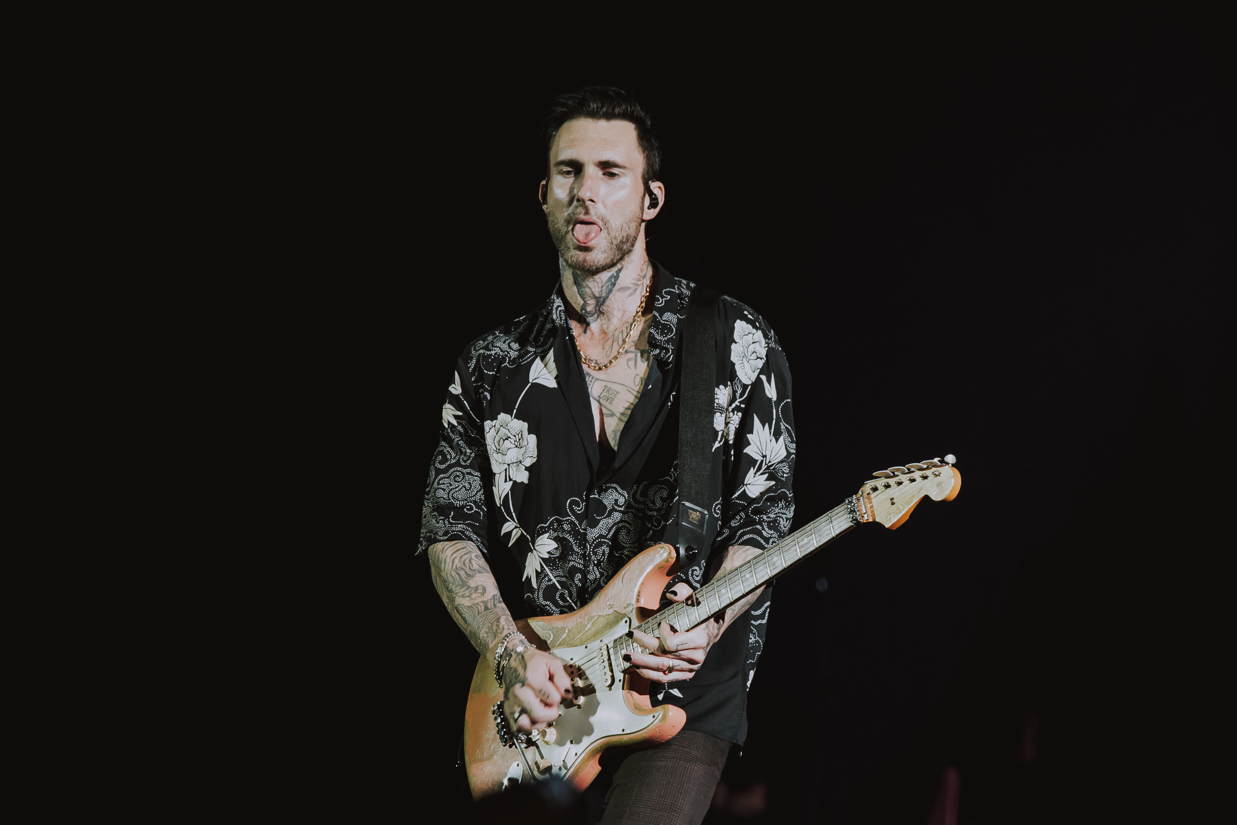 Maroon 5 se apresenta em São Paulo com show repleto de hits e com faixas queridinhas entre o público brasileiro