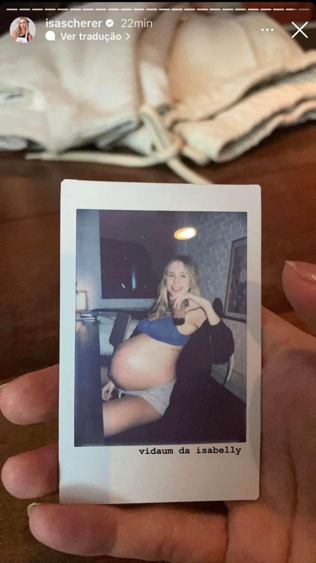 Isabella Scherer surpreende com tamanho de sua barriga na reta final da gravidez. Crédito: Reprodução/Instagram