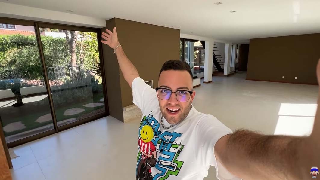 Lucas Rangel mostra sua nova casa