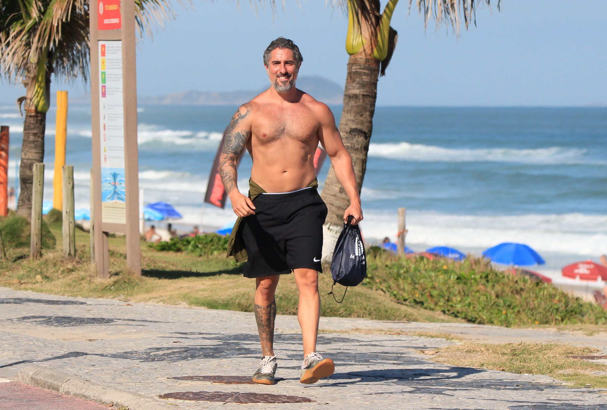 Marcos Mion faz exercícios no Rio de Janeiro