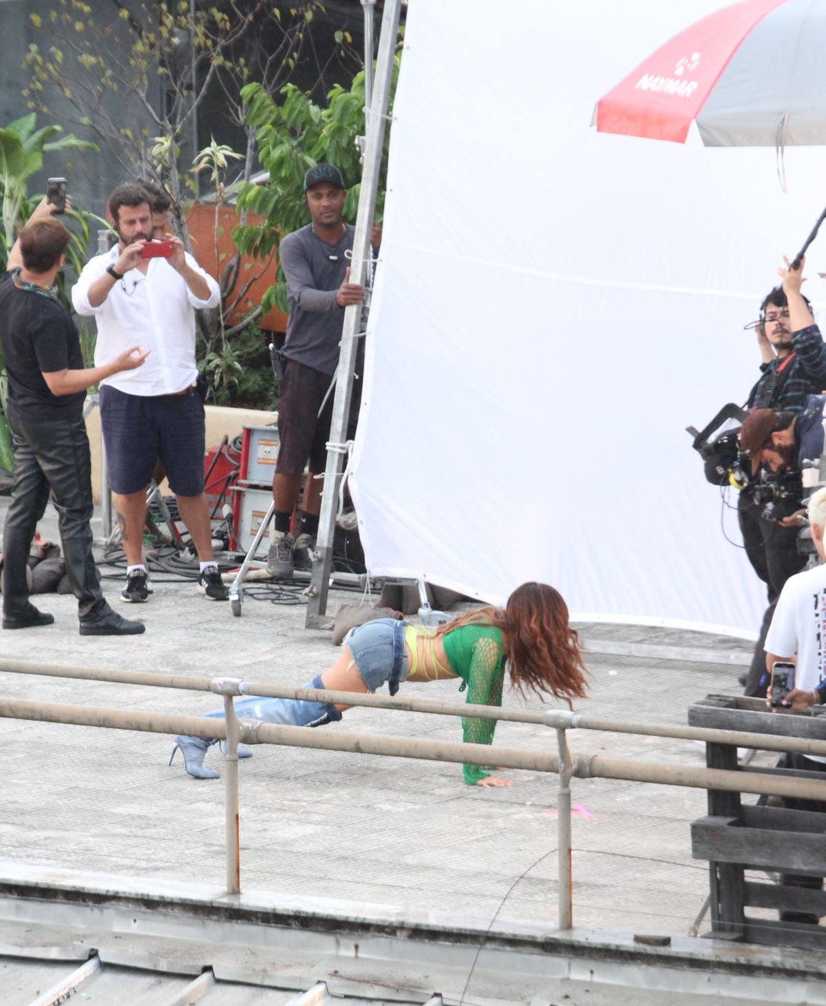 Anitta em gravação no Rio de Janeiro