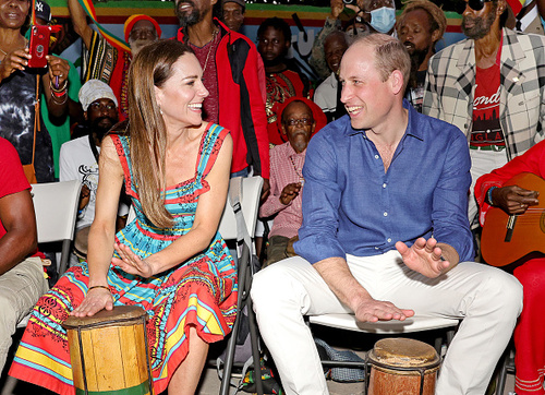 Príncipe William e sua esposa se divertiram na comunidade de Trench Town