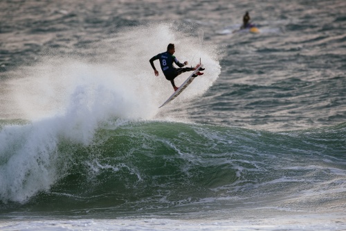 Samuel Pupo - Foto: Damien Poullenot/World Surf League