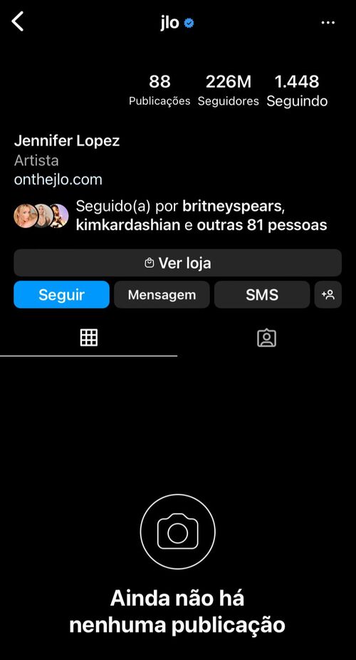 A cantora apagou a foto de perfil, bem como todas as fotos de seu Instagram. 