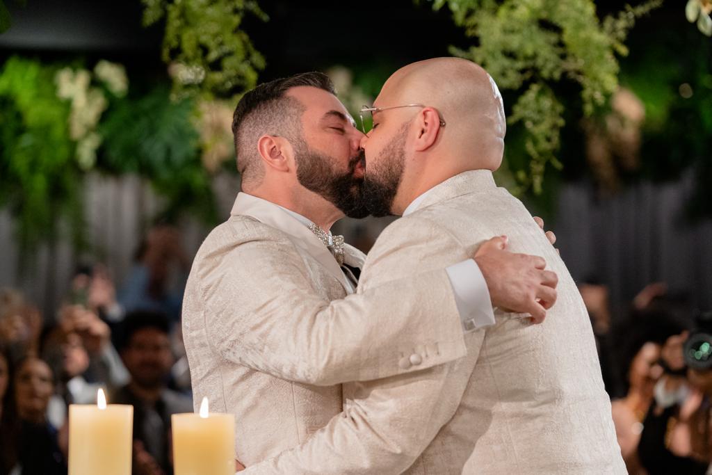 Bolo de casamento de Fernando Poli e Tiago Abravanel em São Paulo