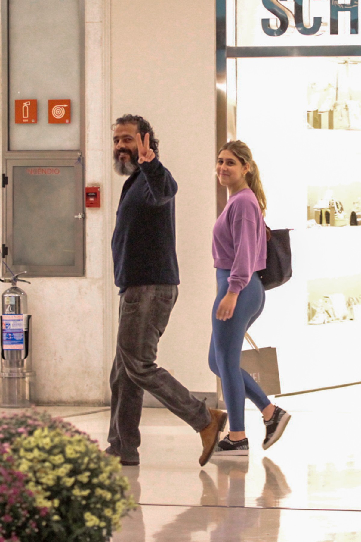 Marcos Palmeira curte passeio com a filha, Júlia