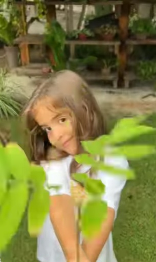 Filhas de Ivete Sangalo e Daniel Cady aparecem em vídeo encantador em meio à natureza