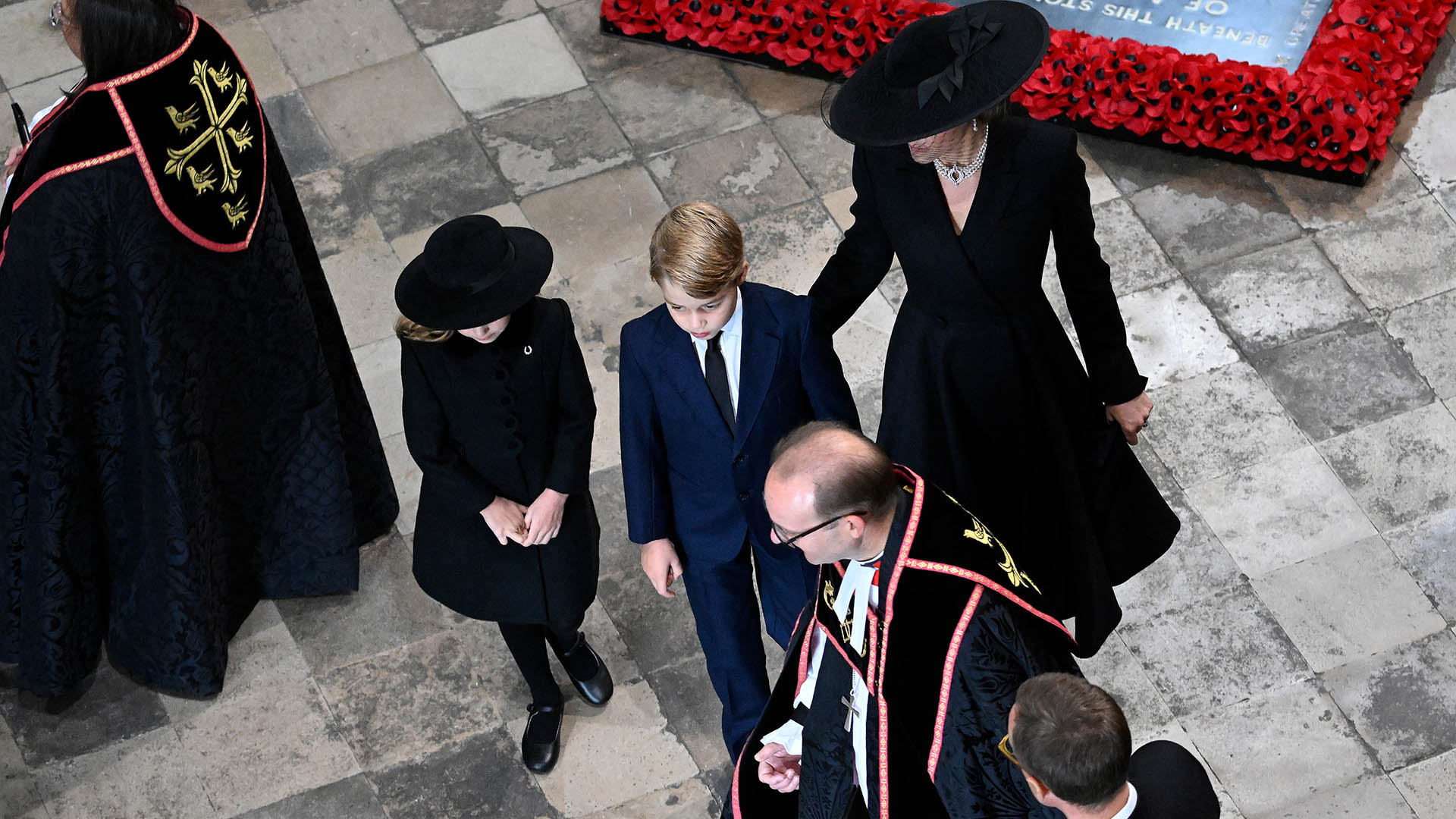 Princesa Charlotte, príncipe George e Kate Middleton