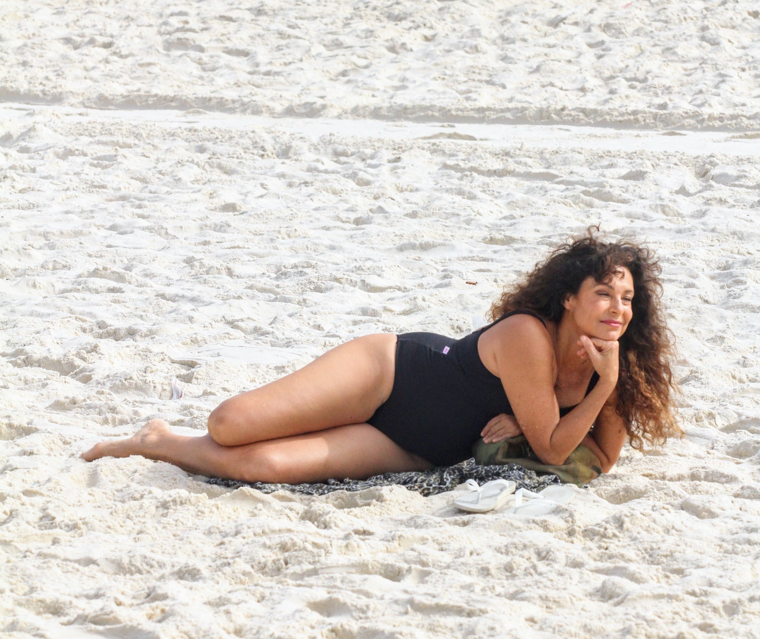 Giovanna Gold na praia