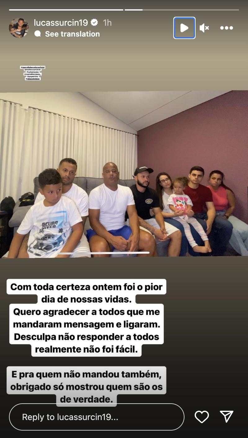 Marcelinho Carioca com sua família
