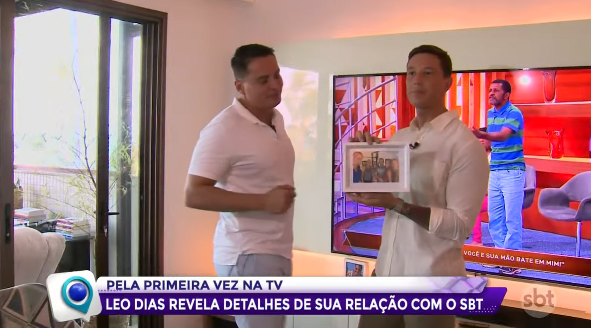 Leo Dias e Gabriel Cartolano no programa 'Fofocalizando', do SBT