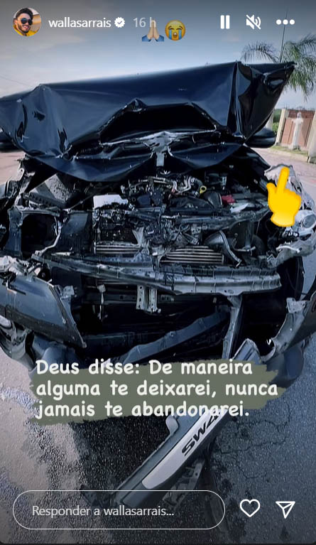 Wallas Arrais sofre acidente de carro
