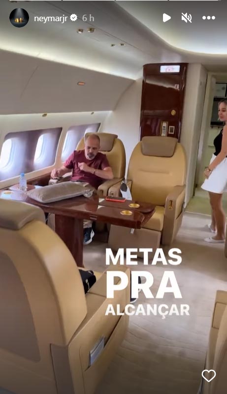 Neymar Jr choca ao mostrar seu jatinho de luxo