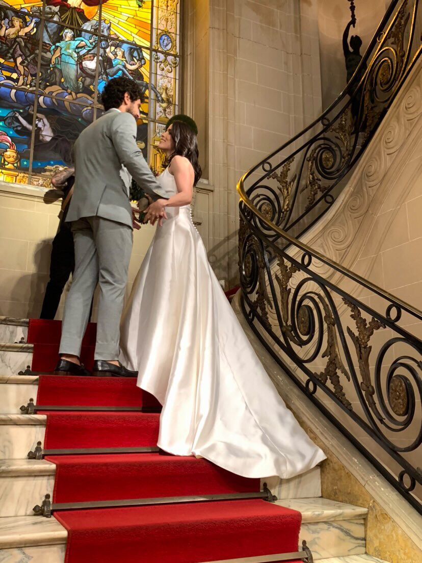 Pérola Faria e Mario Bregieira se casam em cerimônia intimista