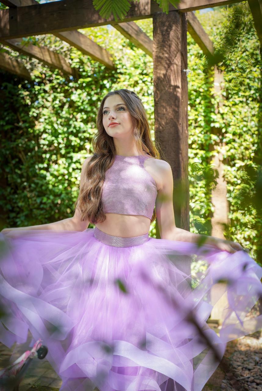 Bia Brumatti se inspirou na princesa Rapunzel nos seus 15 anos (Foto: Deny Naka)