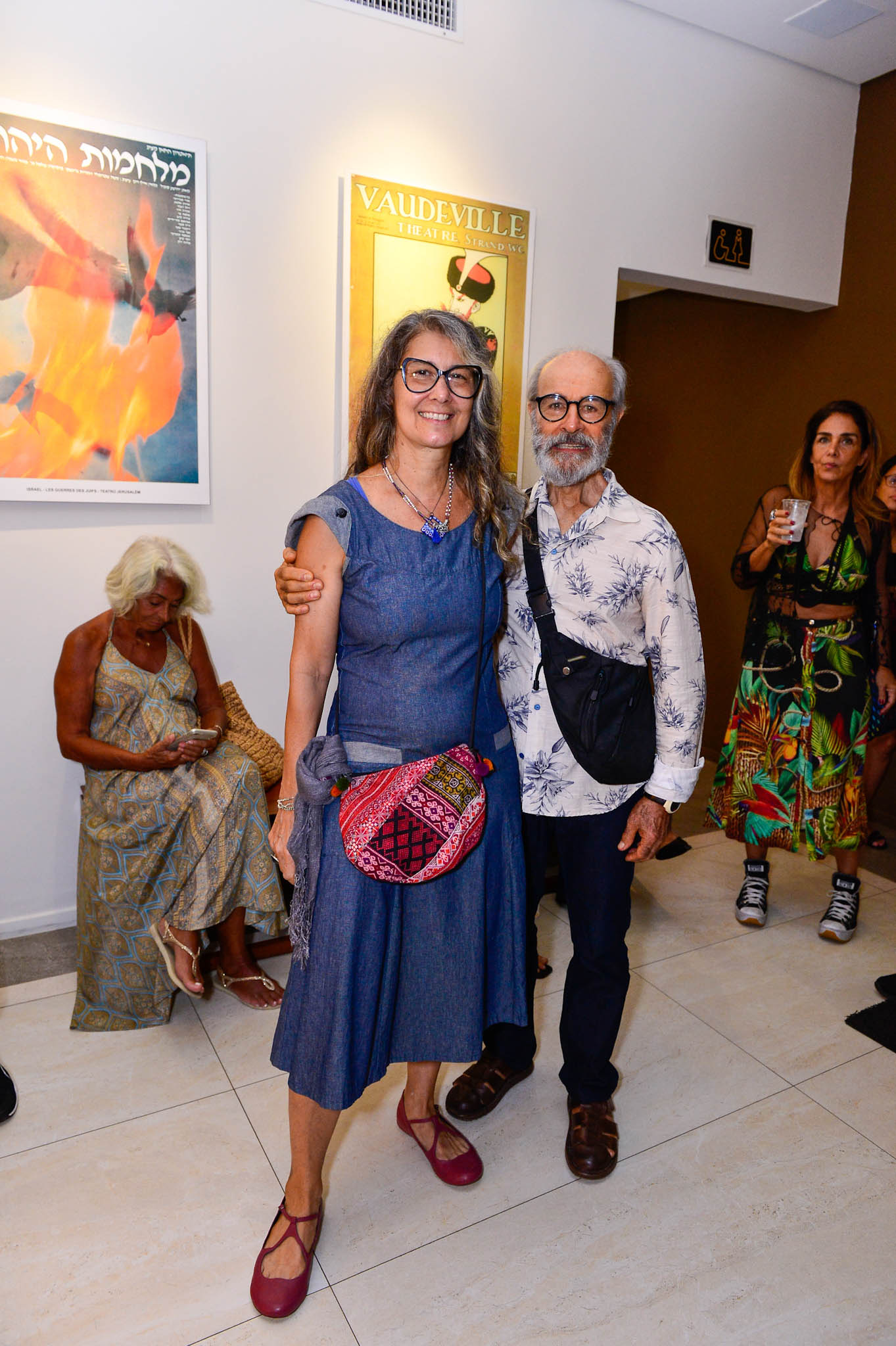 Osmar Prado faz rara aparição com a esposa, Vânia Pacheco