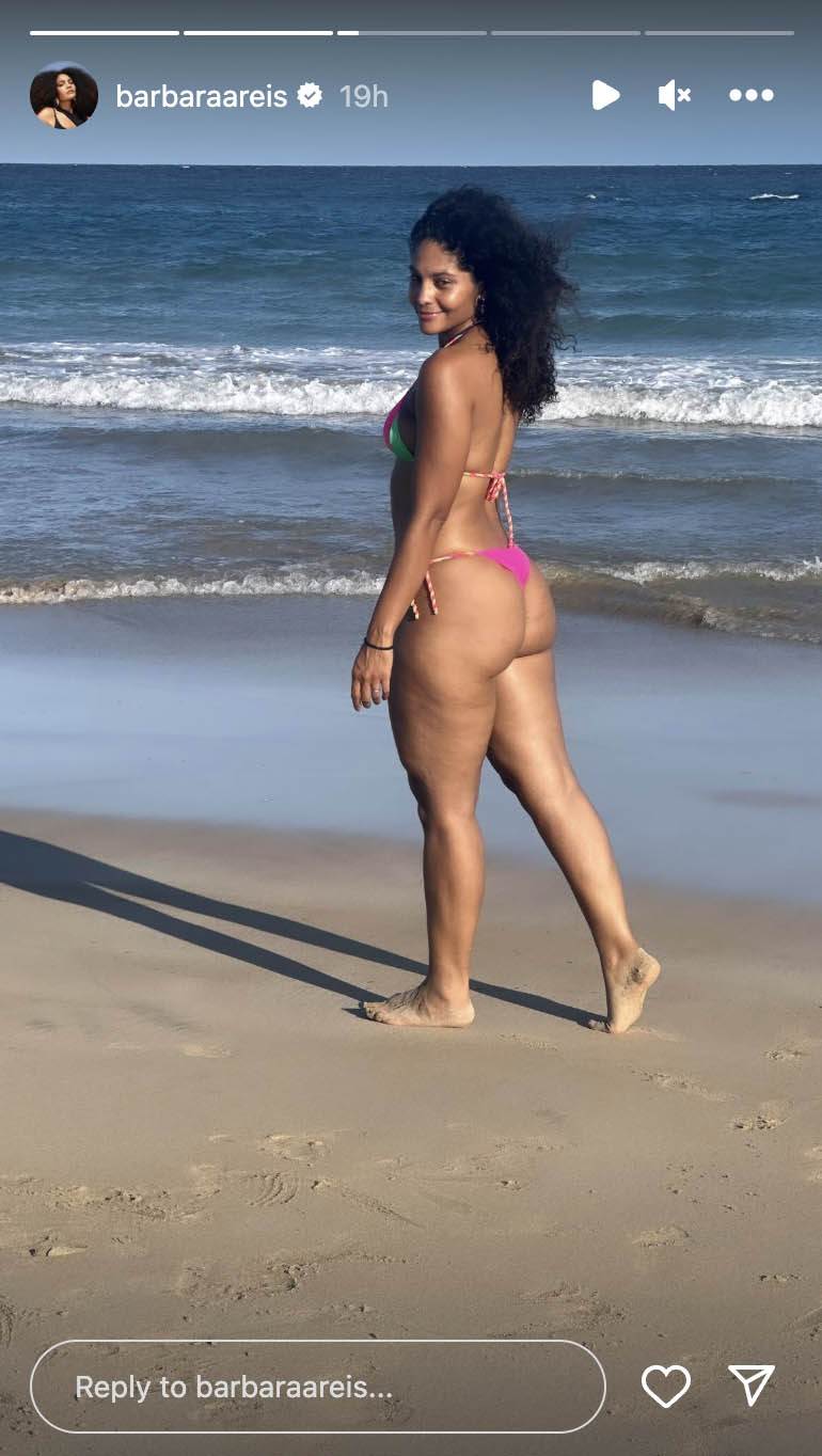 Barbara Reis aproveita dia na praia. Foto: Reprodução / Instagram
