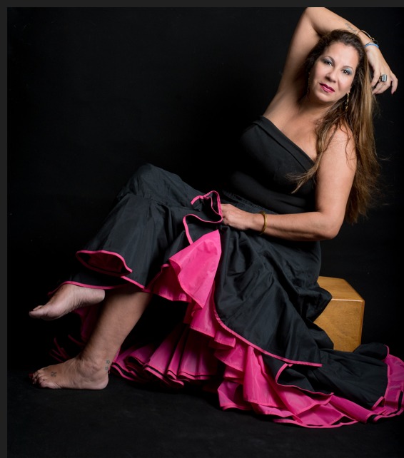 Carla Daniel, ex-atriz da Globo e ícone de beleza, alerta sobre ditadura da beleza