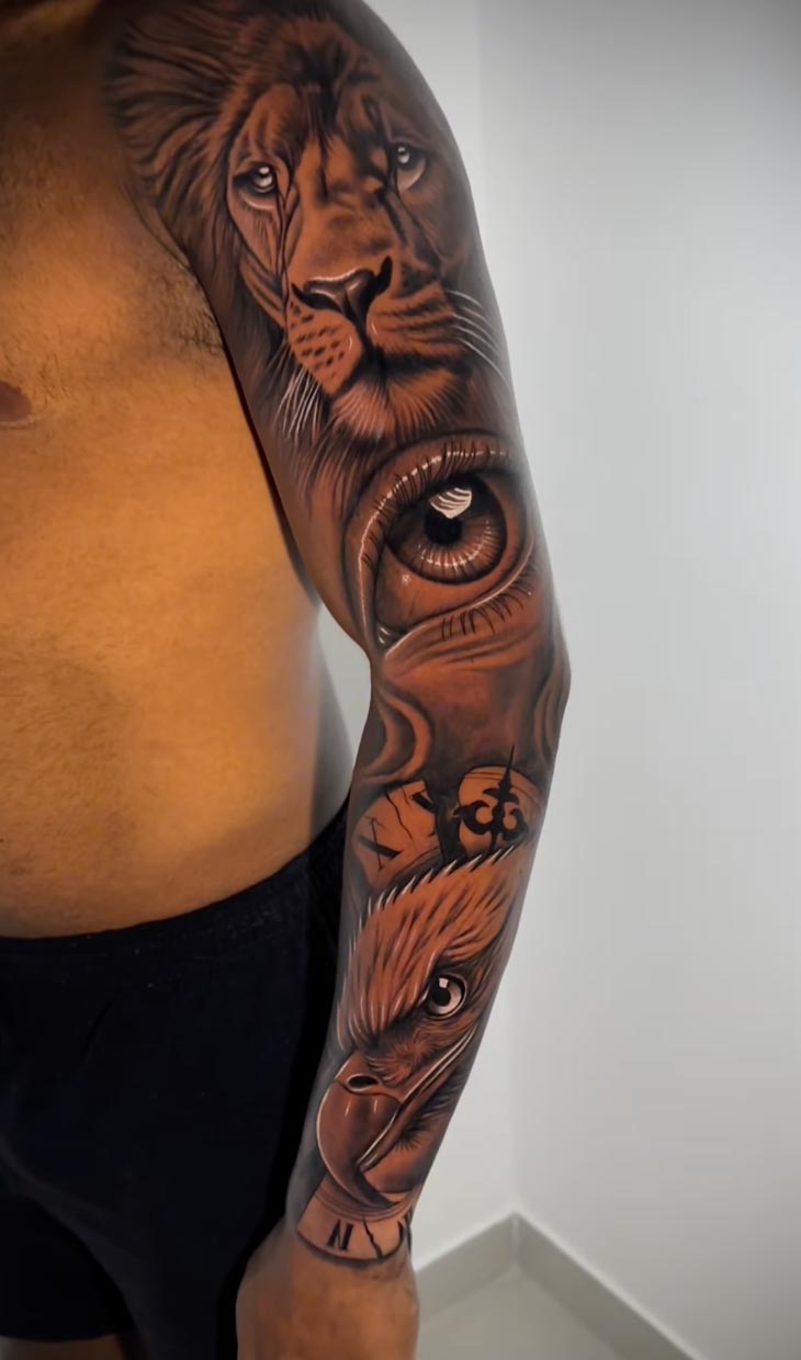 Davi Brito mostra sua tatuagem no braço